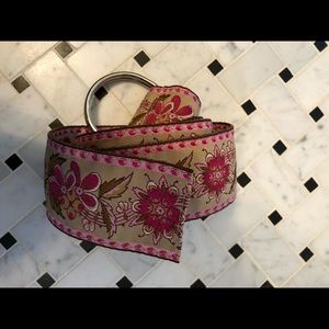 Pink flower belt